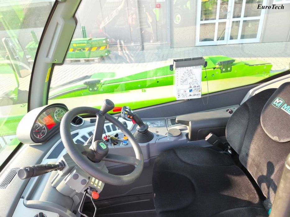 Ładowarka teleskopowa Merlo P27.6 Plus