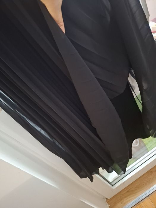 Czarna długa sukienka wizytowa balowa studniówka 38