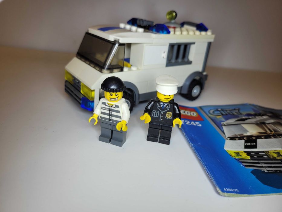 Pakiet Policja Lego City 7741, 7245, 7235, 5612-1