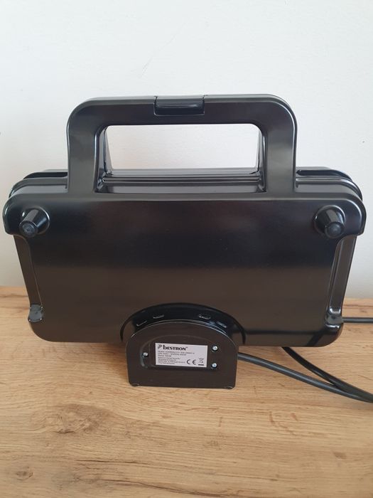 Opiekacz do kanapek,tostów Bestron XL 900W Idealny stan!