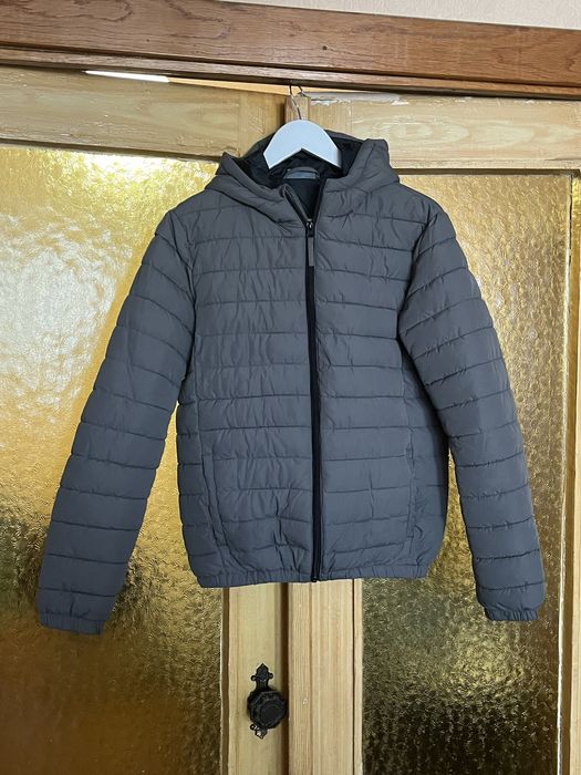 Хлопчача сіра куртка