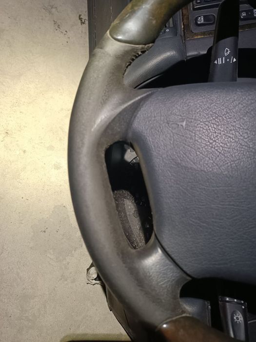 Mercedes-Benz Руль дерево