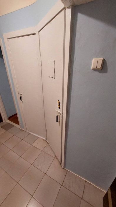 Продаж 1/2 квартири в двокімнатній