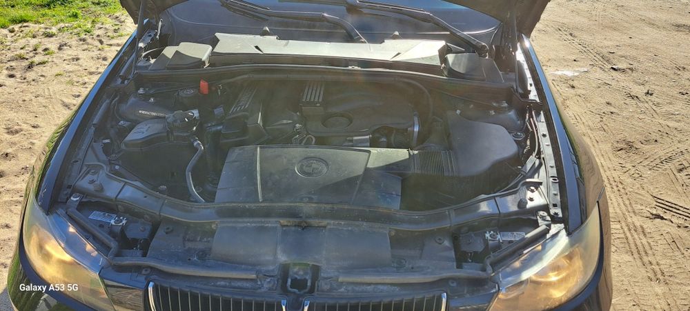 bmw e90 320i  2005r.