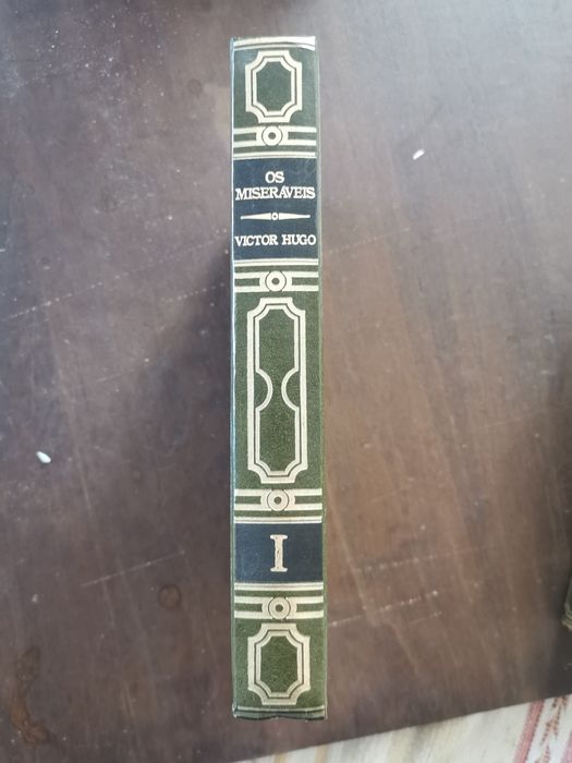 Os Miseraveis Vol 1 - Vitor Hugo