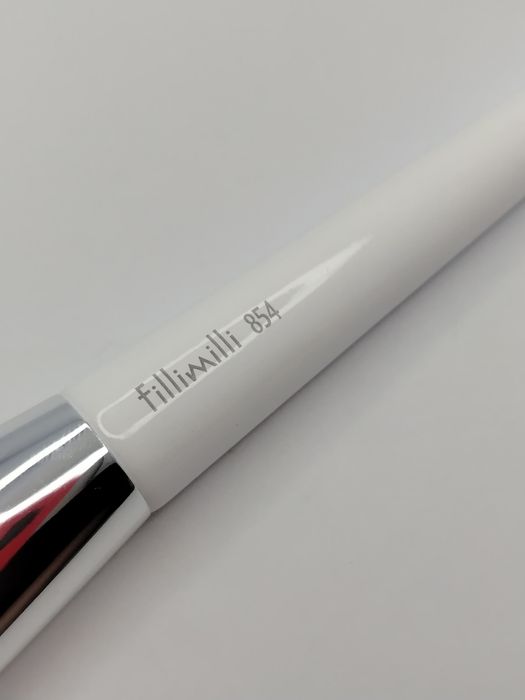 Nowy pędzel do podkładu fillimilli 854 - czarny / biały