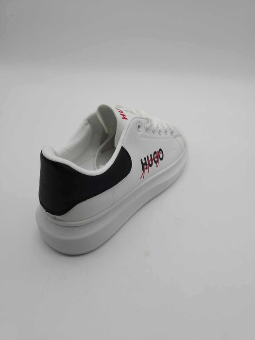 Ténis Hugo de qualidade em branco