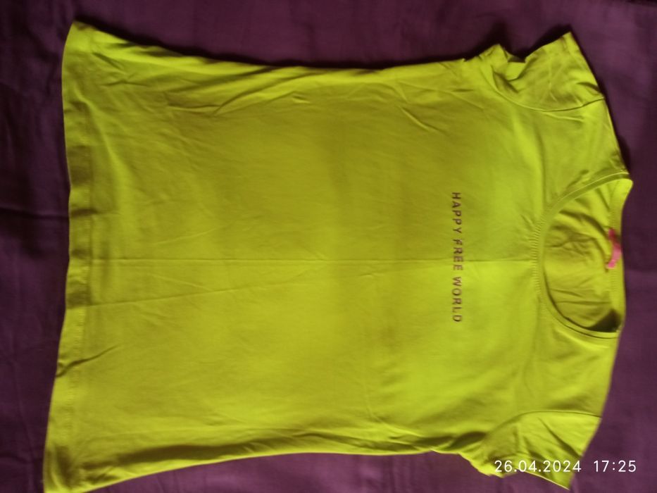 Футболка жіноча розмір м,л