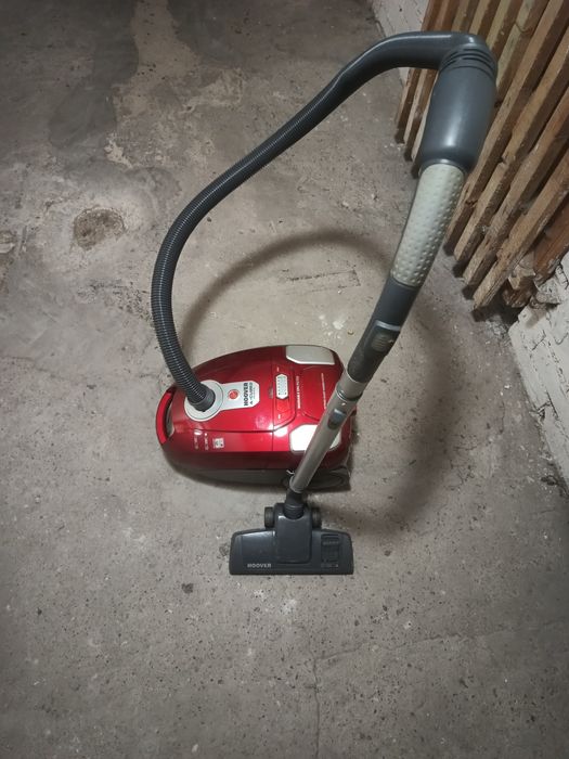 Odkurzacz Hoover  Cichy regulacja  sania