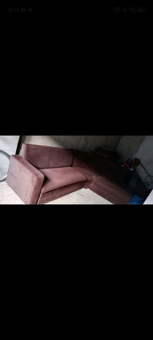 Kanapa narożna z funkcją spania