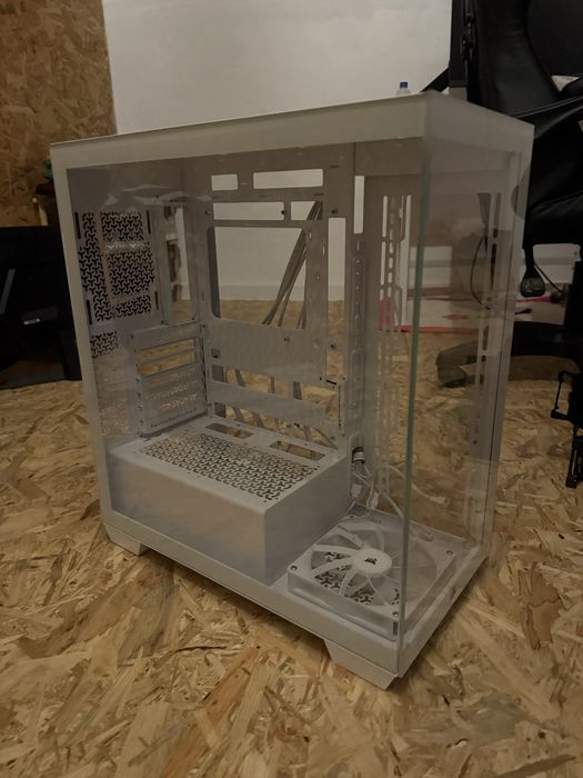 CORSAIR 3500X RS-R ARGB Semi-Tower PC Case with Panoramic Glass Panel