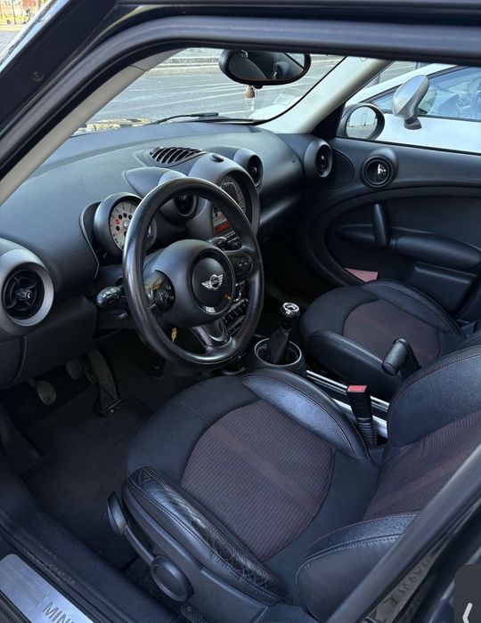 MINI Countryman One D