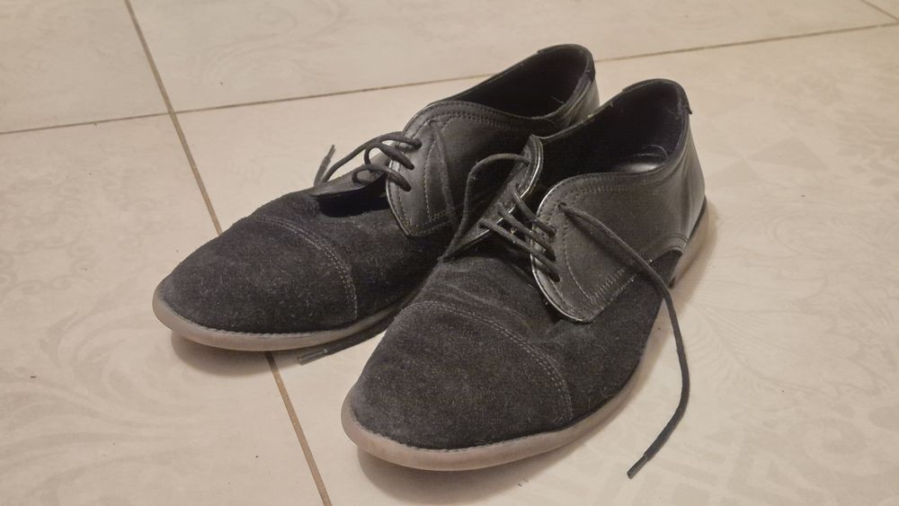 Buty Zara Man skórzane z Portugalii roz. 43