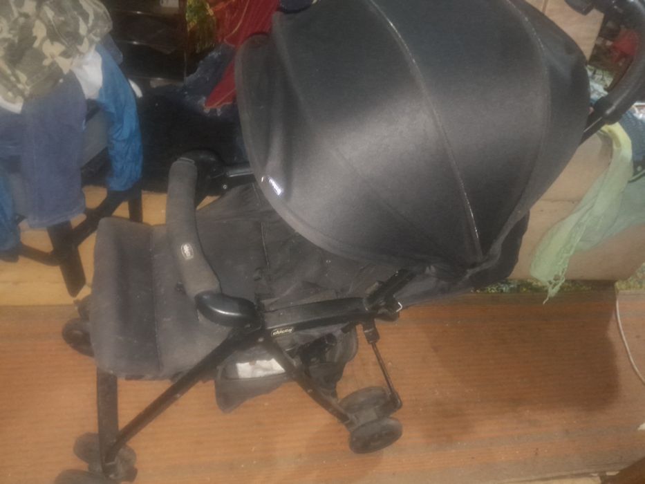 Marsupio de bebe da  CHICCO  15€
