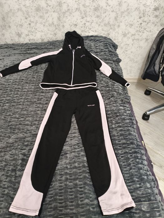 Дитячий Спортивний костюм 10-11 років  140-146