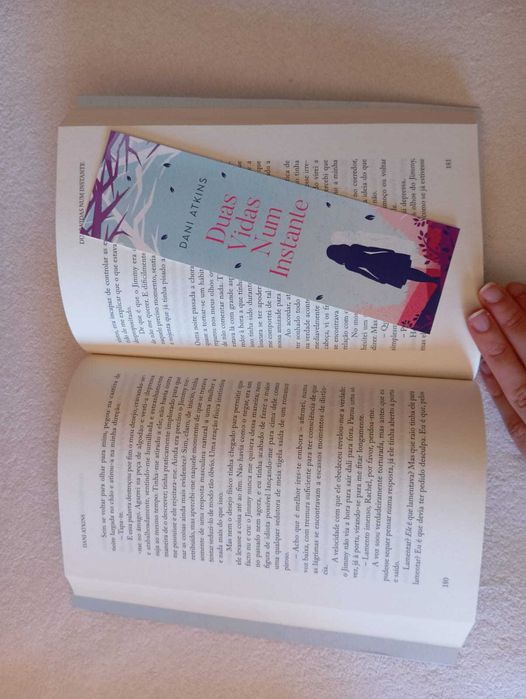 "Duas vidas num instante" de Dani Atkins