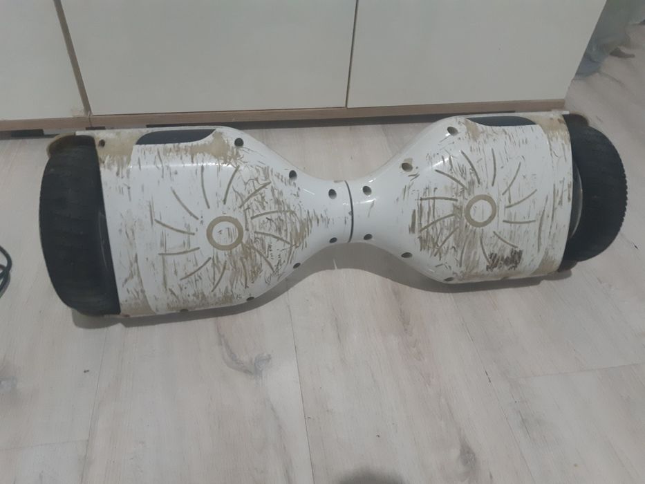 Deska elektryczna biała