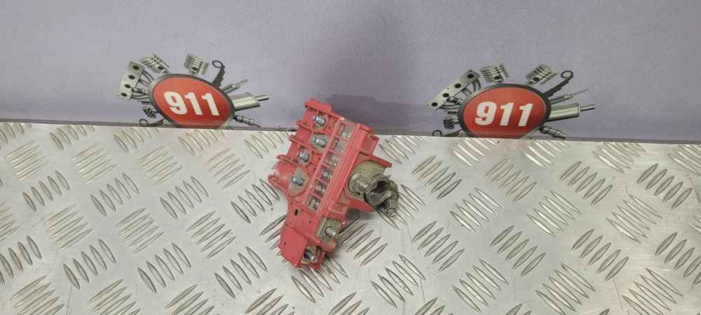 Запобіжник клема акумулятора Mazda CX9 2016 +