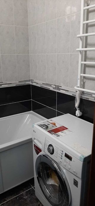 Продам 3-х квартиру г. Краматорск возле рынка ул. Парковая 87