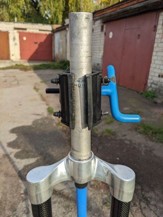 Вилка карбонова ригідна Bontrager SwitchBlade