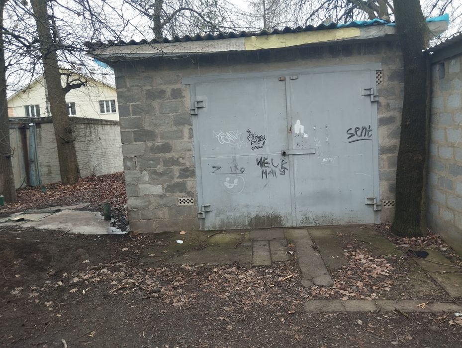 Продам бокс -  гараж Тяжилів