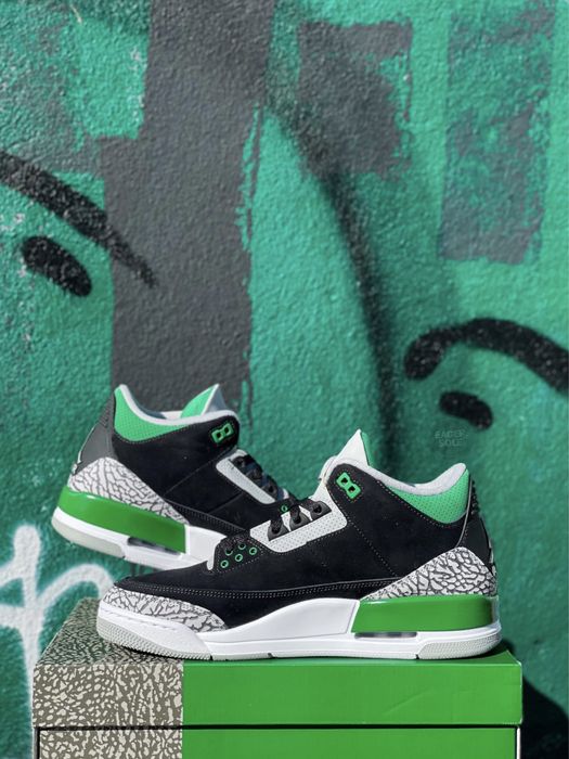 Air Jordan 3 Retro Pine Green