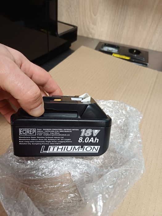 Акумулятори для електро інструменту Makita 18v 8.0Ah нові оригінальні