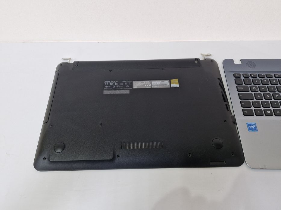 Запчастини: Ноутбук Asus F541SA Топкейс,нижня частина,плата.