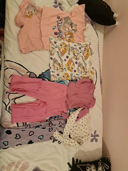 Ciuchy  dla dziewczynki  110 -116 oraz 122