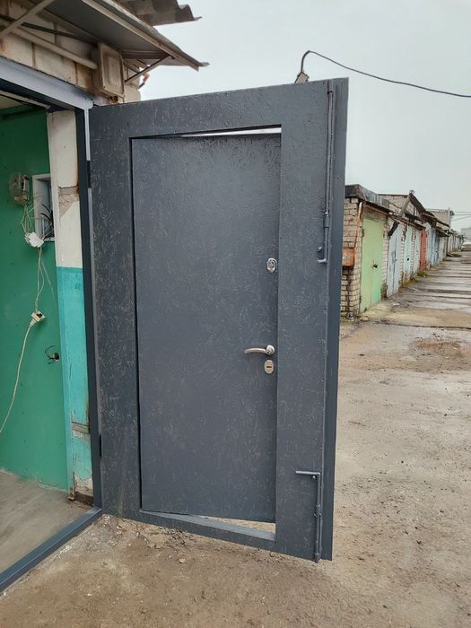 Ворота гаражные из металла