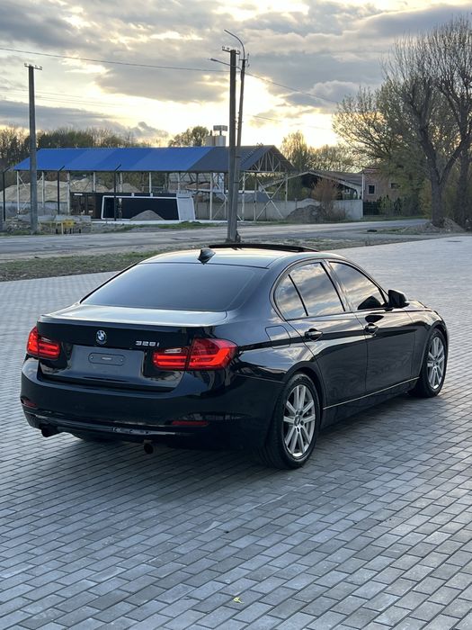 Bmw f30 2.0  можливий обмін