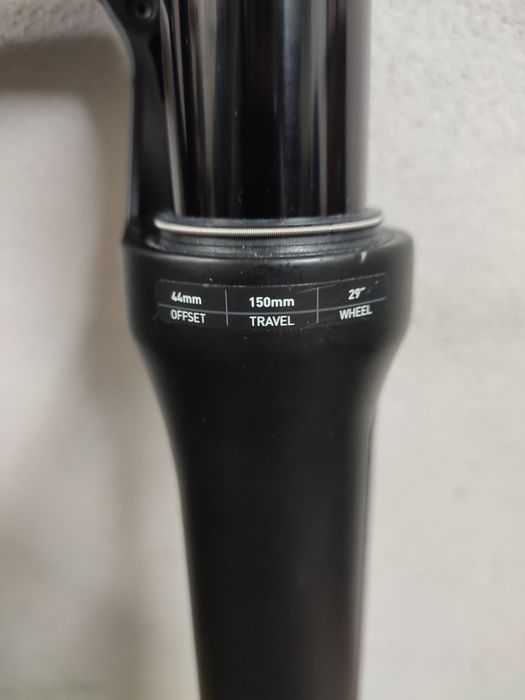 Suspensão rockshox ZEB