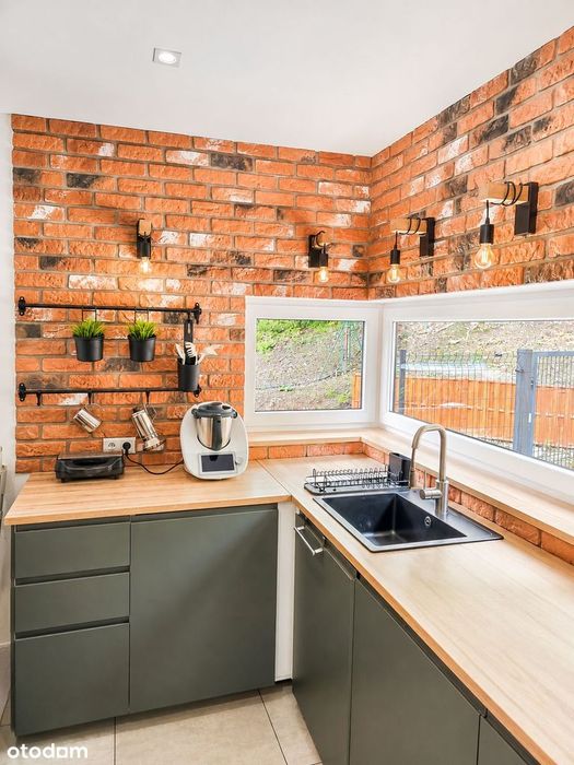 DOM 100m2 w podkowie Lasu Tynieckiego , dzialka 680 m2