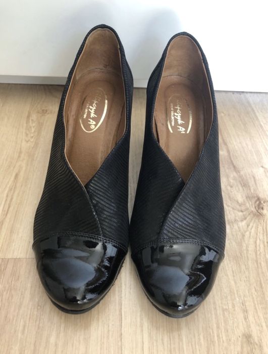 Eleganckie skórzane buty na obcasie Filipczyk (założone raz)