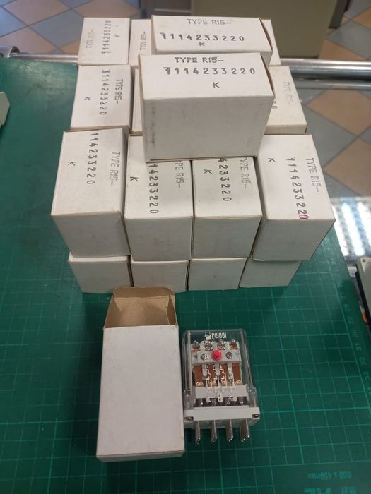 Przekaźnik elektromagnetyczny Relpol R15
