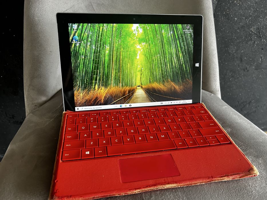 Microsoft Surface 3 Model: 1645 128GB Srebrny 4GB Ram win10 uszk dotyk