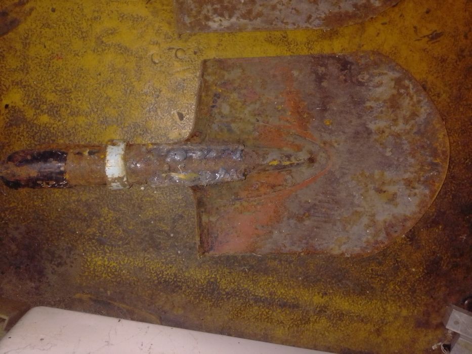 Лопата штыковая .