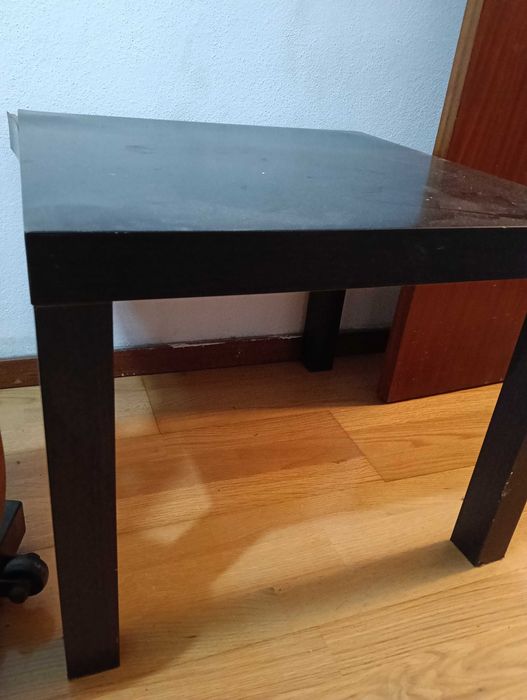 Mesa de sala pequena
