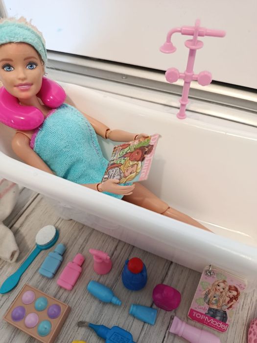 Barbie relaks w kąpieli, spa