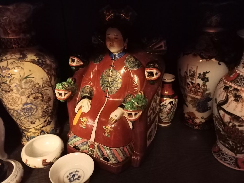 Chińskie Japońskie figurki ceramiczne