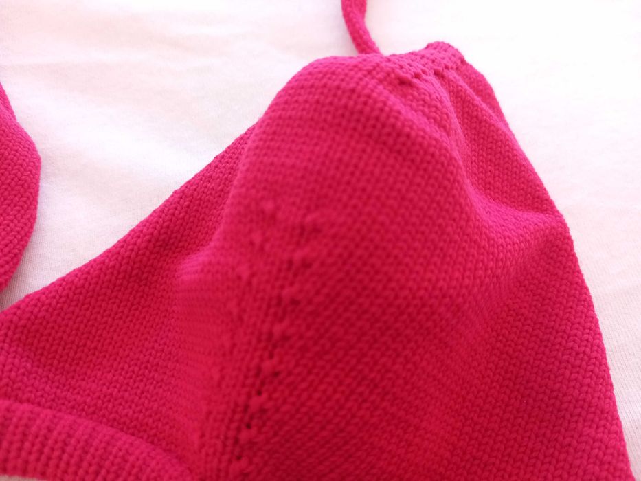 2 blusas + 3 bikinis