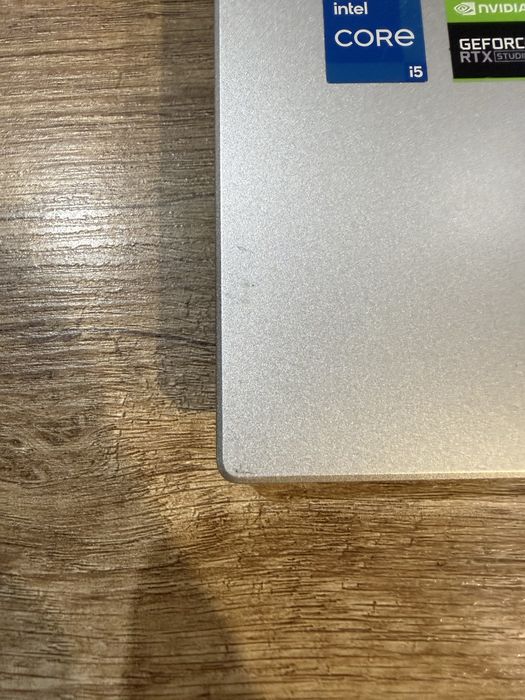 Laptop Asus Vivobook 15