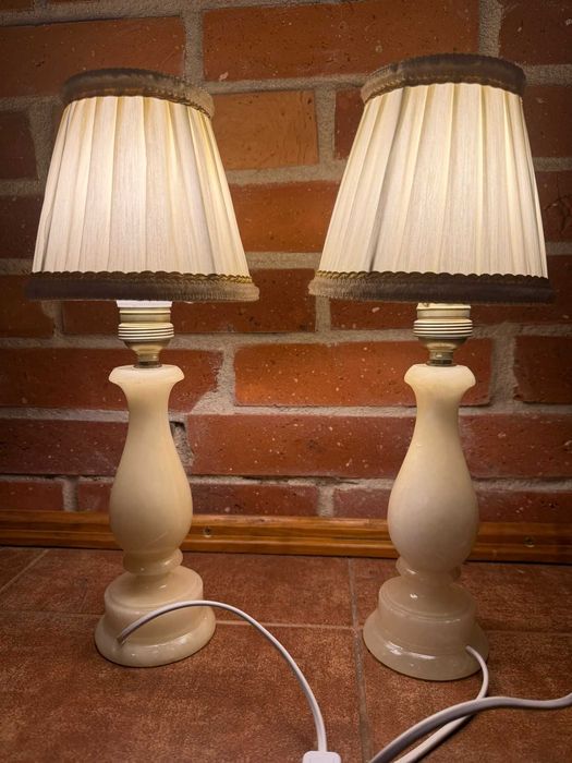 Lampki stojące z marmuru 2 szt.