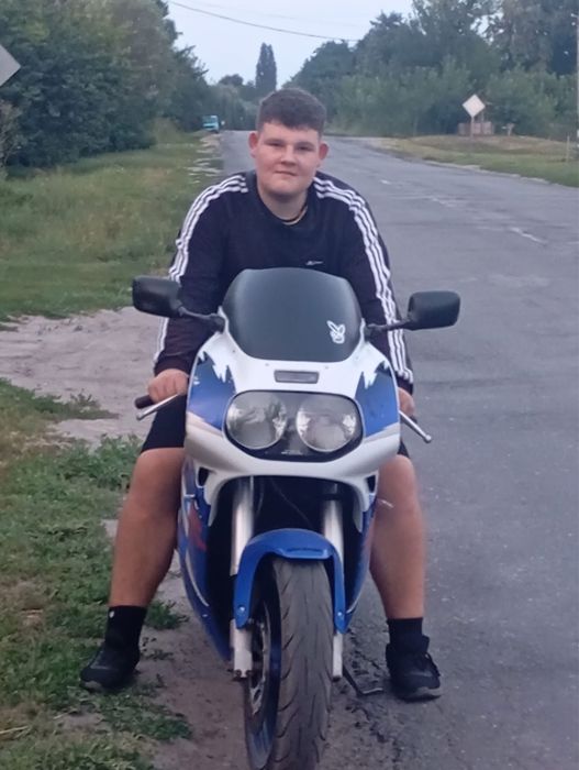 Продам мото сузукі  gsx1100