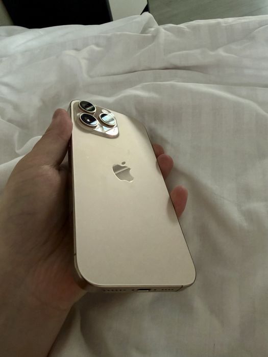 iPhone 16 pro max 256gb desert titanium ідеальний стан,