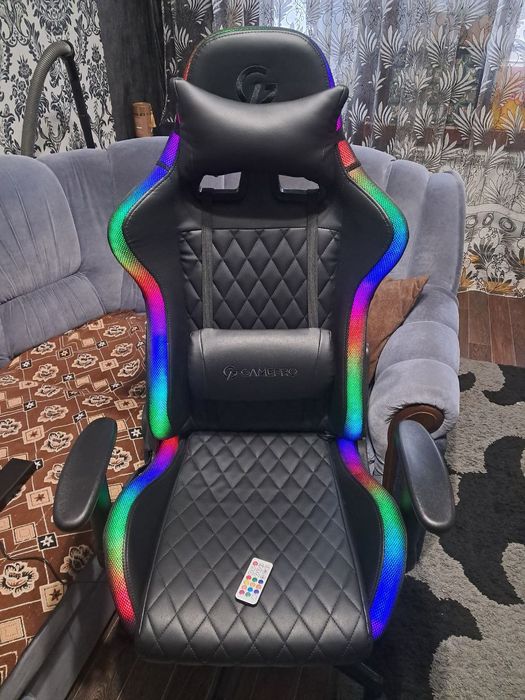 Геймеровское кресло