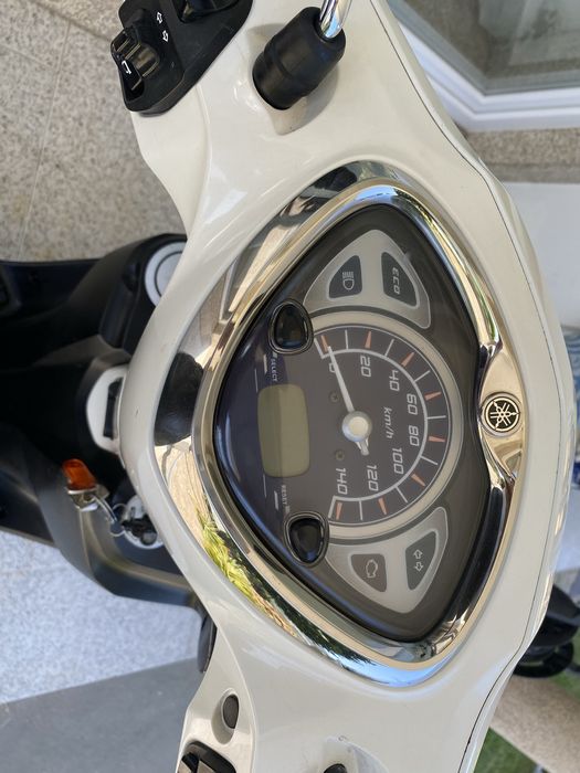 scooter yamaha 125cc D’ eleight