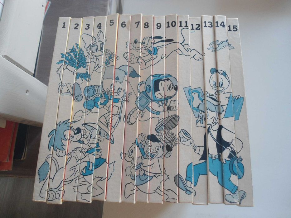 É Divertido Conhecer com Walt Disney (15 volumes)