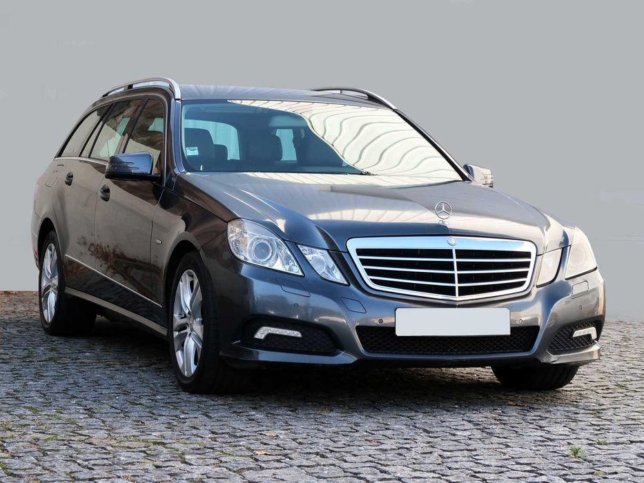 Mercedes Benz E SW 250 CDI Avantgarde, nacional, histórico completo, 2010 — photo 4