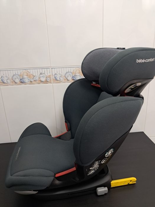 Cadeira auto Bebé Confort com Isofix
